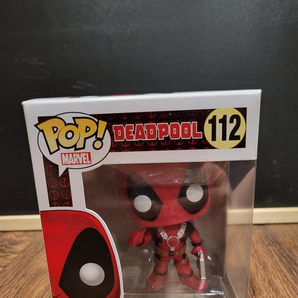 Marvel Deadpool Deadpool (Thumbs Up) Funko Pop - Picture 1 of 8